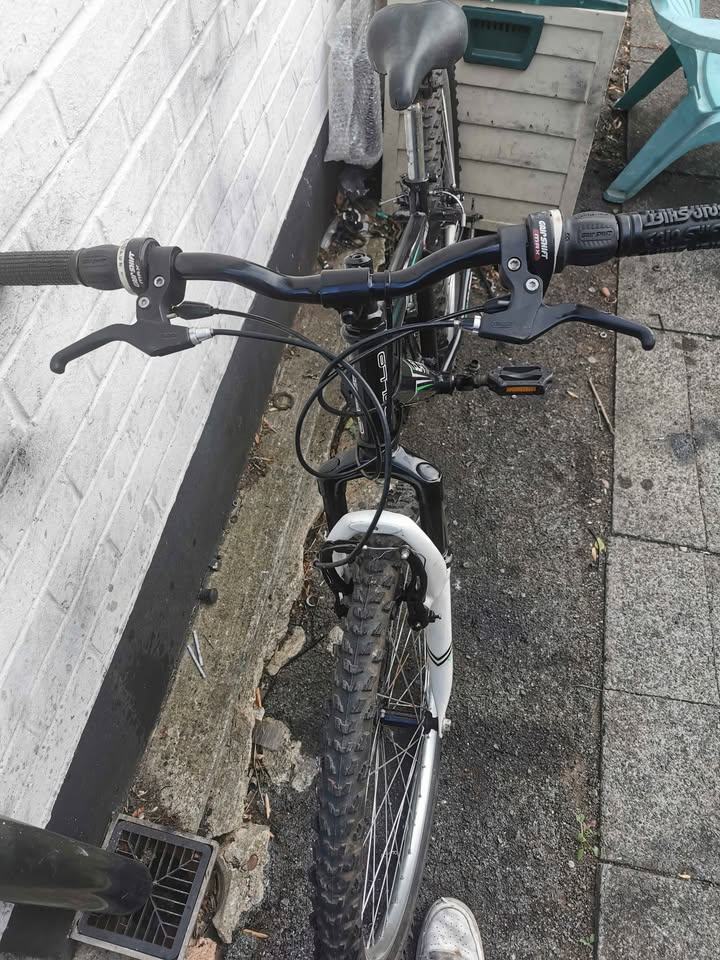 Apollo Slant Mountain bike SMALL