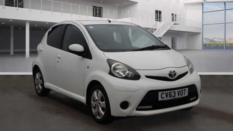 image for 2013 Toyota AYGO 1.0 VVT-i Move Hatchback 5dr Petrol Manual Euro 5 (68 ps) Hatchback Petrol Manual