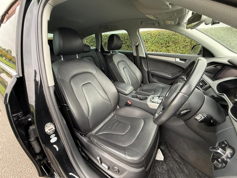 2025 Audi A4 S Line Estate PETROL Manual