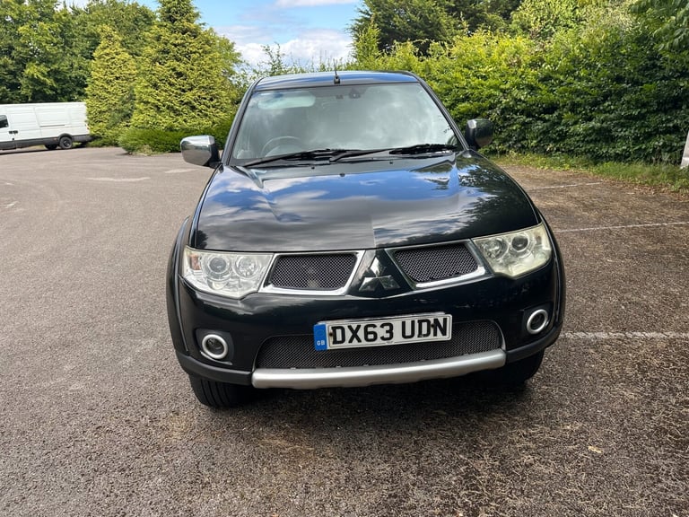 2013 Mitsubishi L200 Double Cab DI-D Barbarian 4WD Auto 176Bhp PICK UP Diesel Automatic