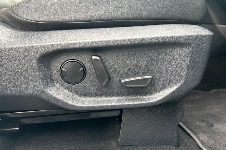 2025 Ford Ranger Wildtrak AUTO 2.3 EcoBoost PHEV 4x4 Double Cab Pick Up, REAR VIEW CAMERA, F Pick...