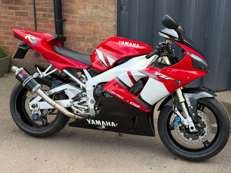 image for YAMAHA YZF-R1 R1 Red Manual Petrol 2001 -17k - Stunning