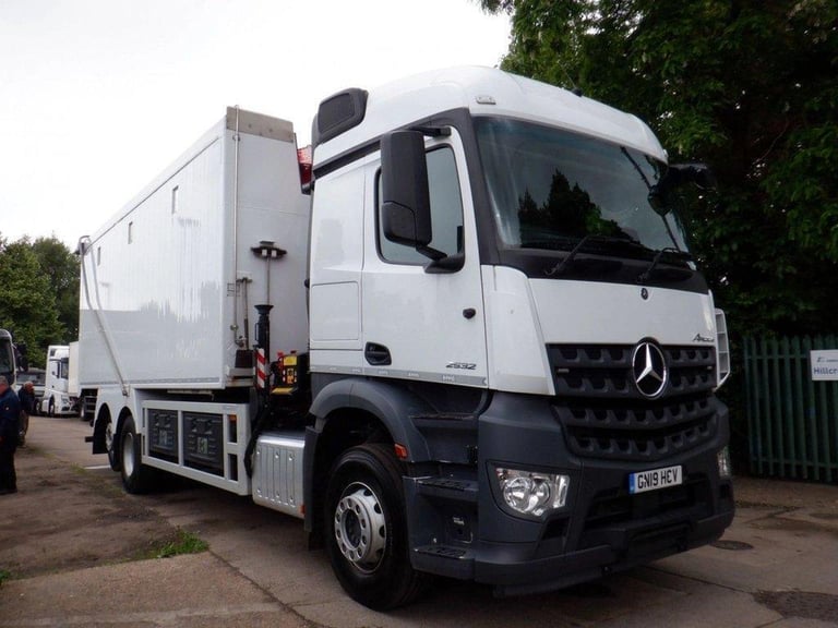 image for 2019 MERCEDES AROCS 2532 6X2 TIPPER  CRANE
