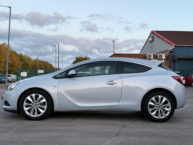 2012 Vauxhall Astra GTC 2.0 CDTi 16V SRi 3dr Auto HATCHBACK Diesel Automatic