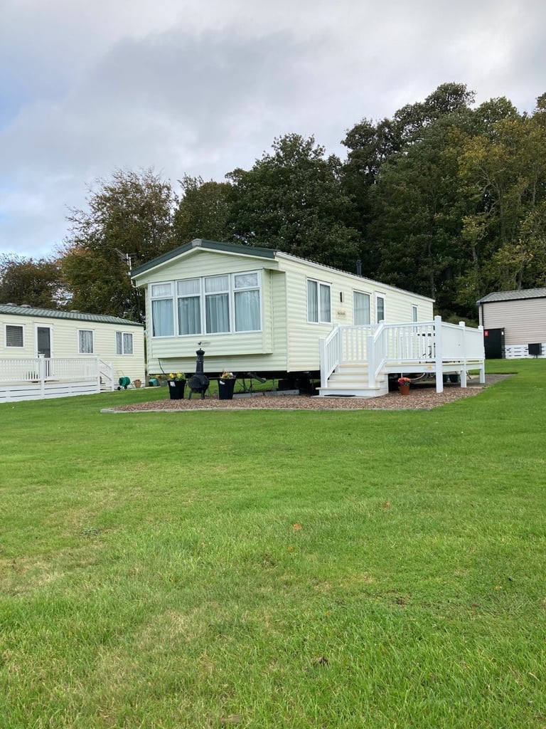 Fantastic Pre-Loved Holiday Home with UPVC Decking 