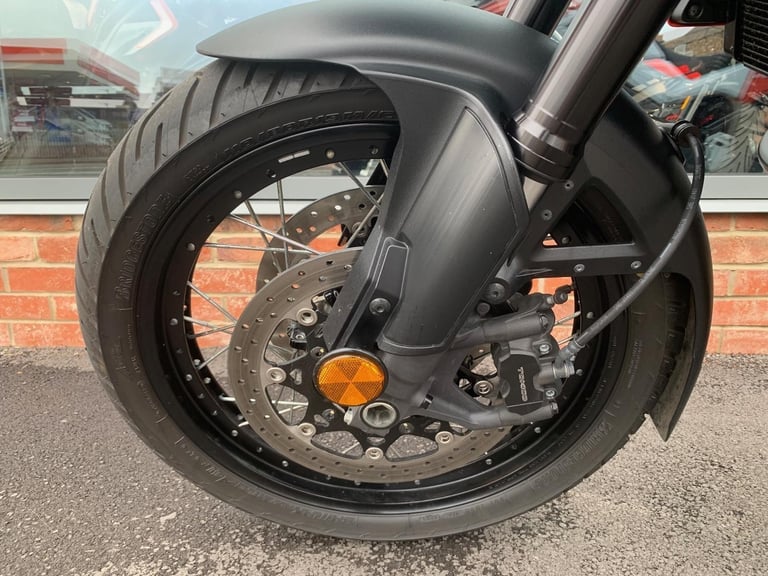 Suzuki DL 1050 V-STROM - 3652 miles - 2 YEAR WARRANTY