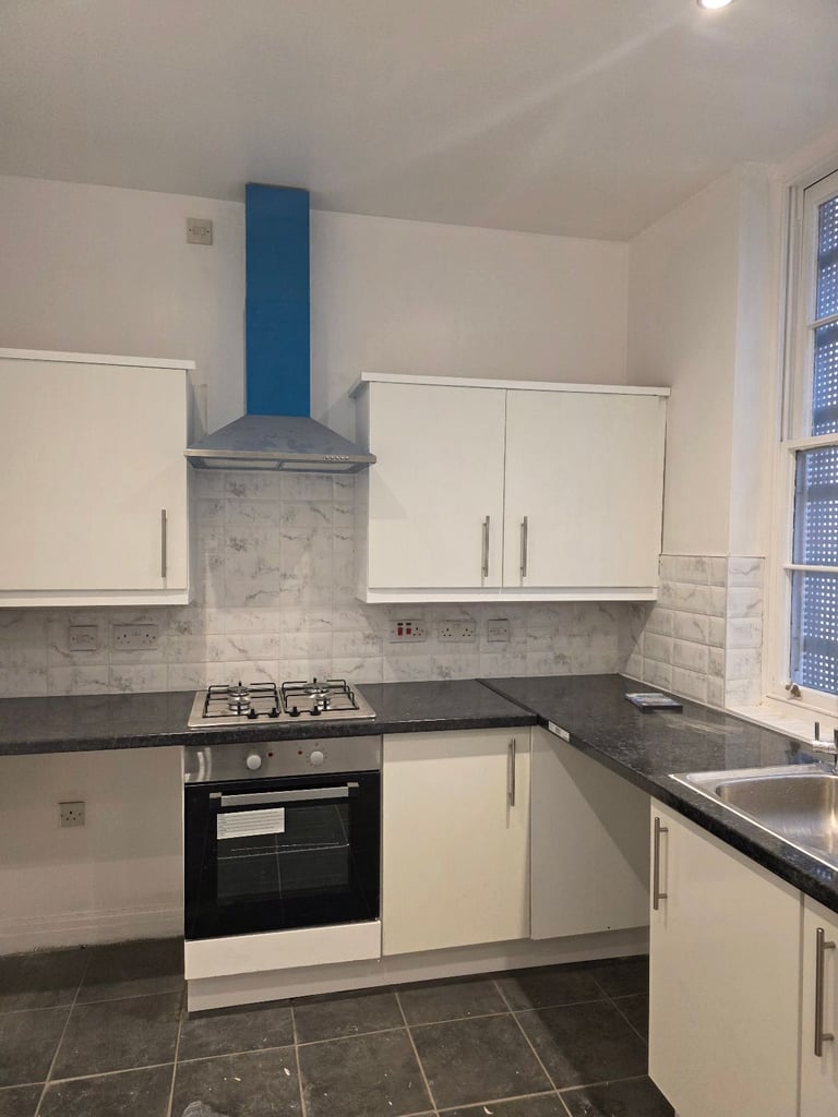 3 Bedroom Semi-Detached House in Liverpool, L9
