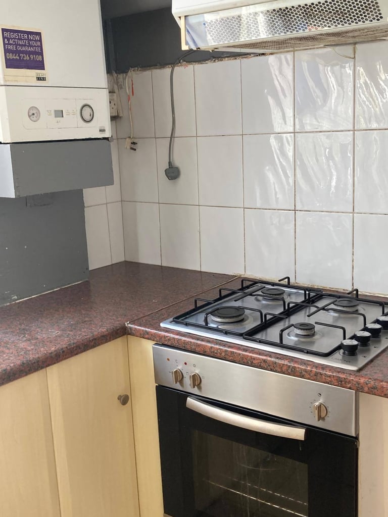 Fully furnished 3 Bed terrace house 