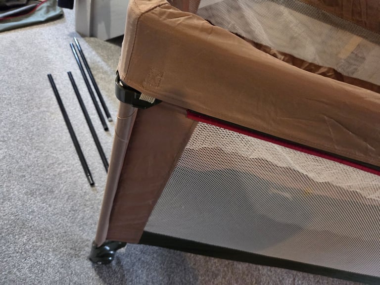 Mamas & Papas travel Cot