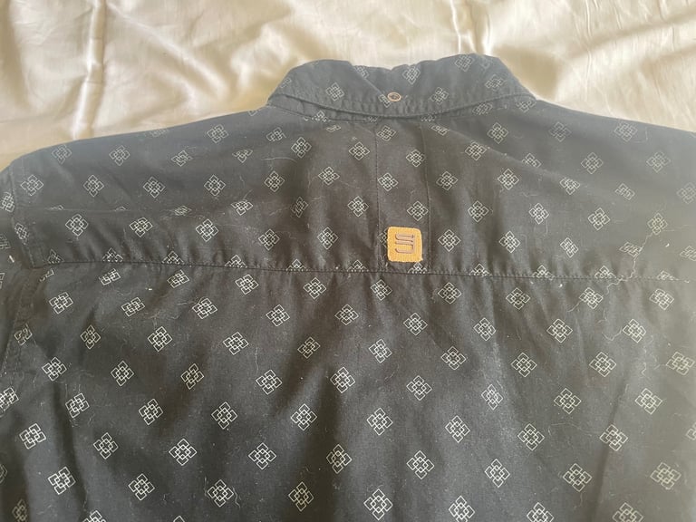 Men’s Smith & Jones Urban Apparel Shirt
