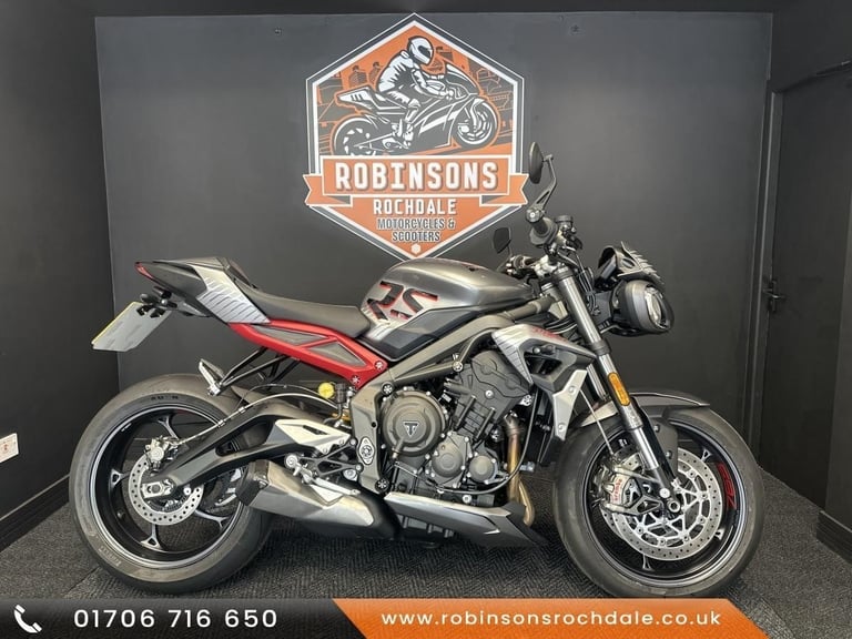 image for 2022 Triumple Street Triple RS in grey with 5892 miles.