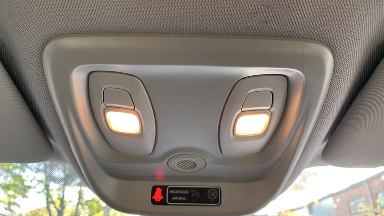 2018 Renault Captur 0.9 TCe ENERGY Iconic SUV 5dr Petrol Manual Euro 6 (s/s) (90 ps) SUV Petrol M...