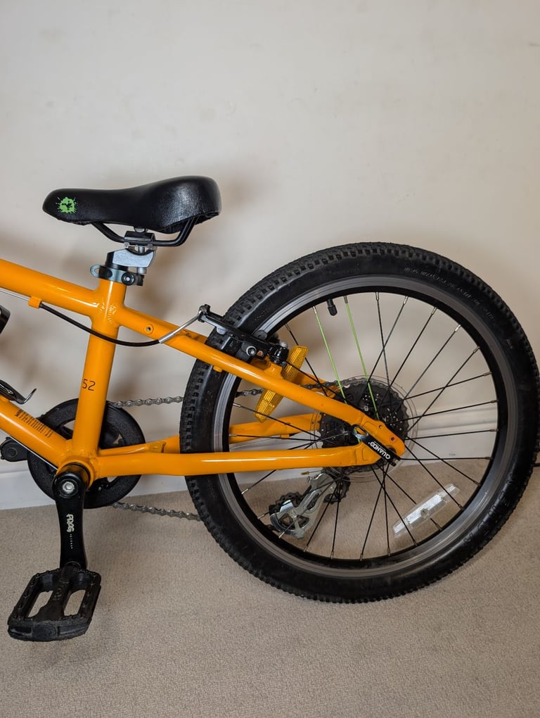 FROG BIKE 52 (FROG 53) (5+) IN GOOD CONDITION. COLLECTION NW LONDON OR BUCKS