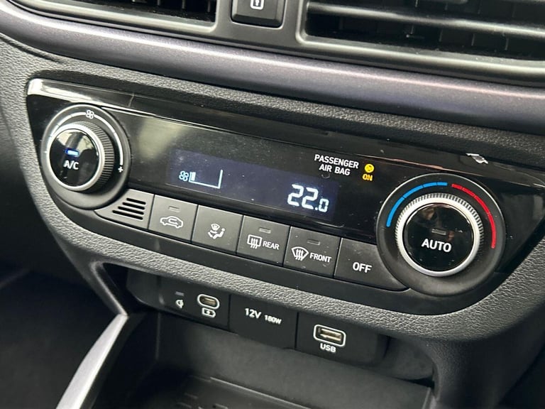 2024 Hyundai i10 1.0 Premium Hatchback 5dr Petrol Auto Euro 6 (s/s) (63 ps) Hatchback PETROL Auto...