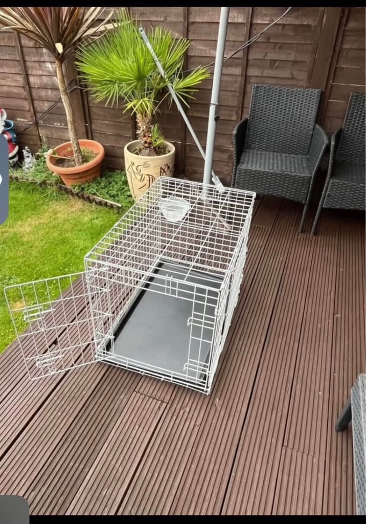 Medium dog cage