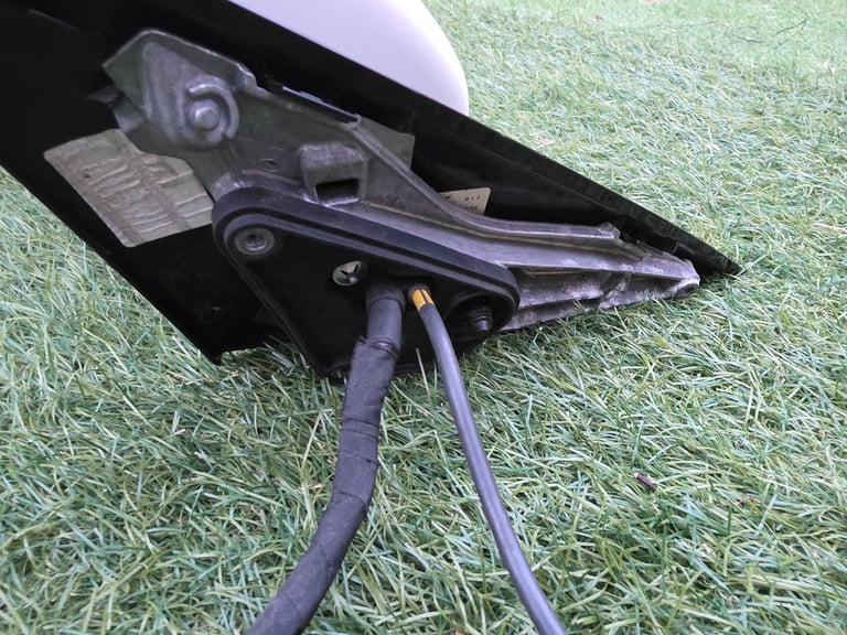 MERCEDES E Class W238 Left Passenger Side Door Mirror With Camera Blindspot  Part