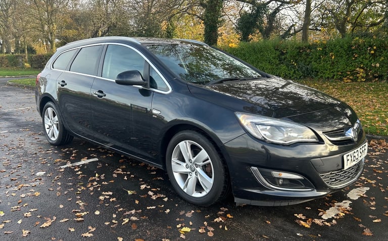 Vauxhall, ASTRA, Hatchback, 2013, Manual, 1956 (cc), 5 doors