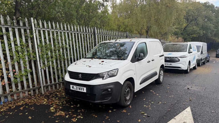 2021 Peugeot Partner 1000 1.5 BlueHDi 100 Professional Van Van Diesel Manual