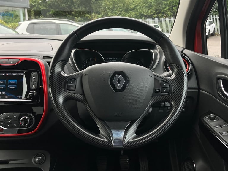 2016 Renault Captur 1.5 dCi 90 Signature Nav 5dr Hatchback DIESEL Manual