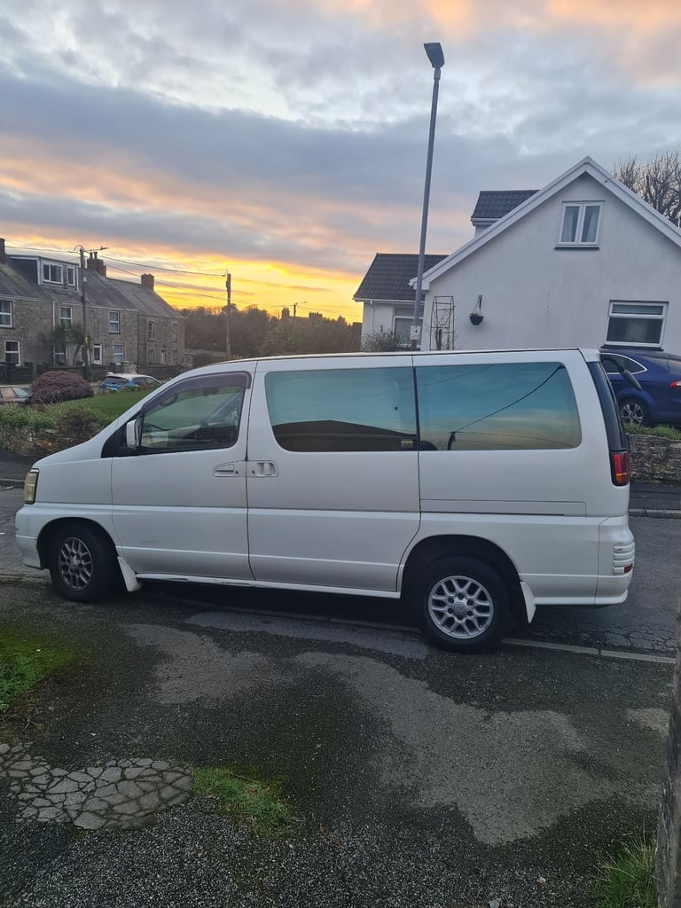 Nissan, 2001, 3490 (cc)