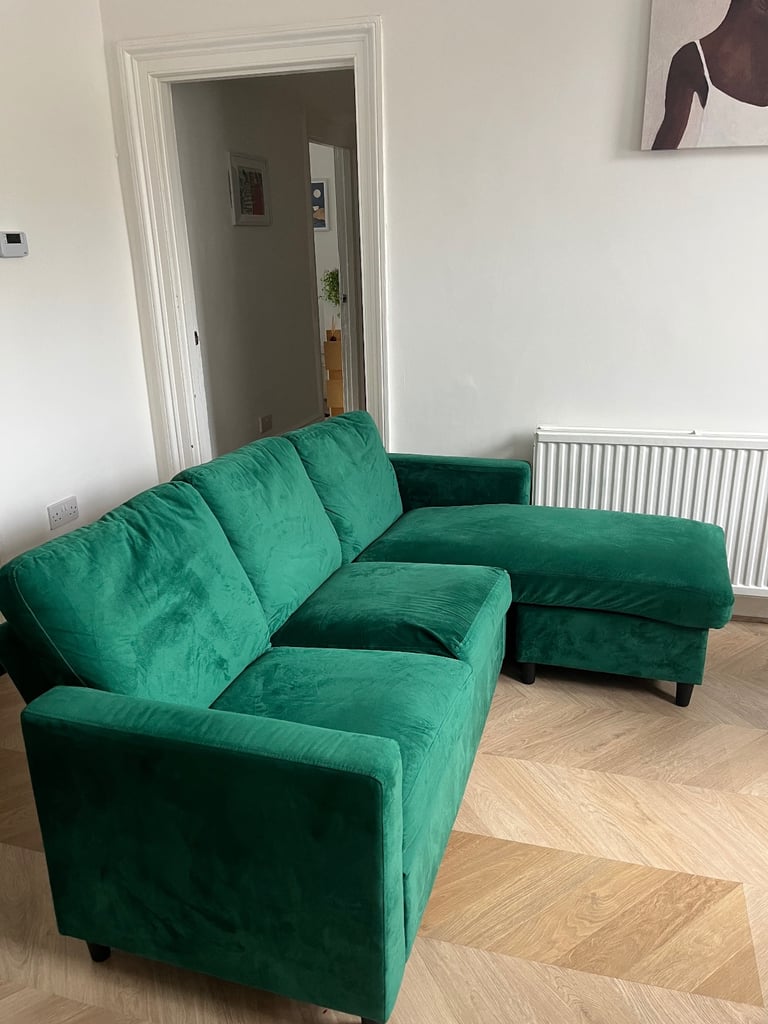 3 Seater Sofa with Reversible Chaise in Green Velvet