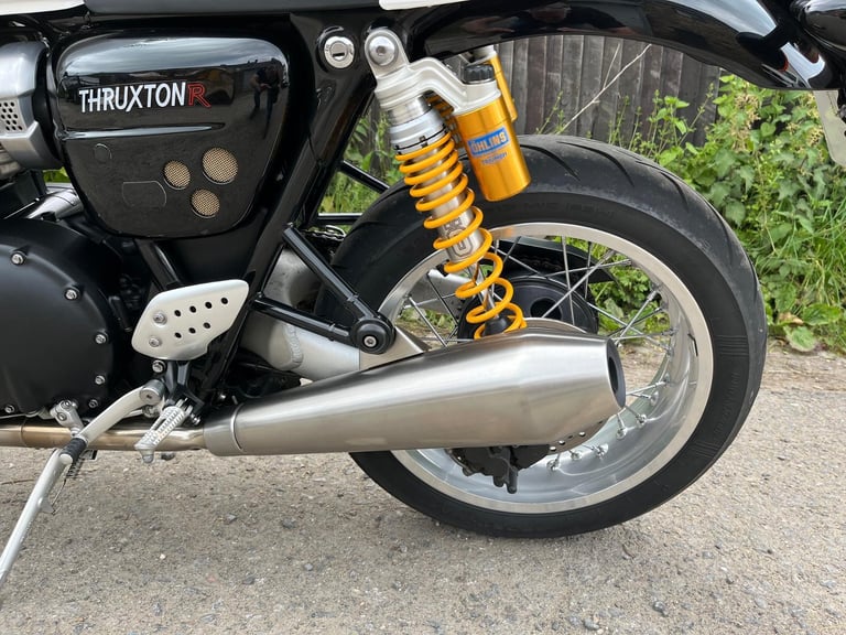 TRIUMPH THRUXTON 1200 R, 2019(69), 1 OWNER, 18,987 MILES, FSH, IMMACULATE, £8295