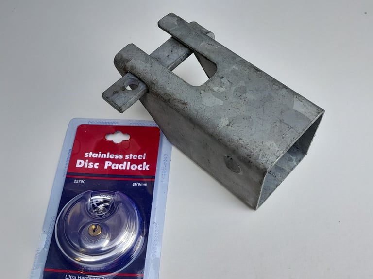 image for TRAILER HITCH LOCK.. LOOK !