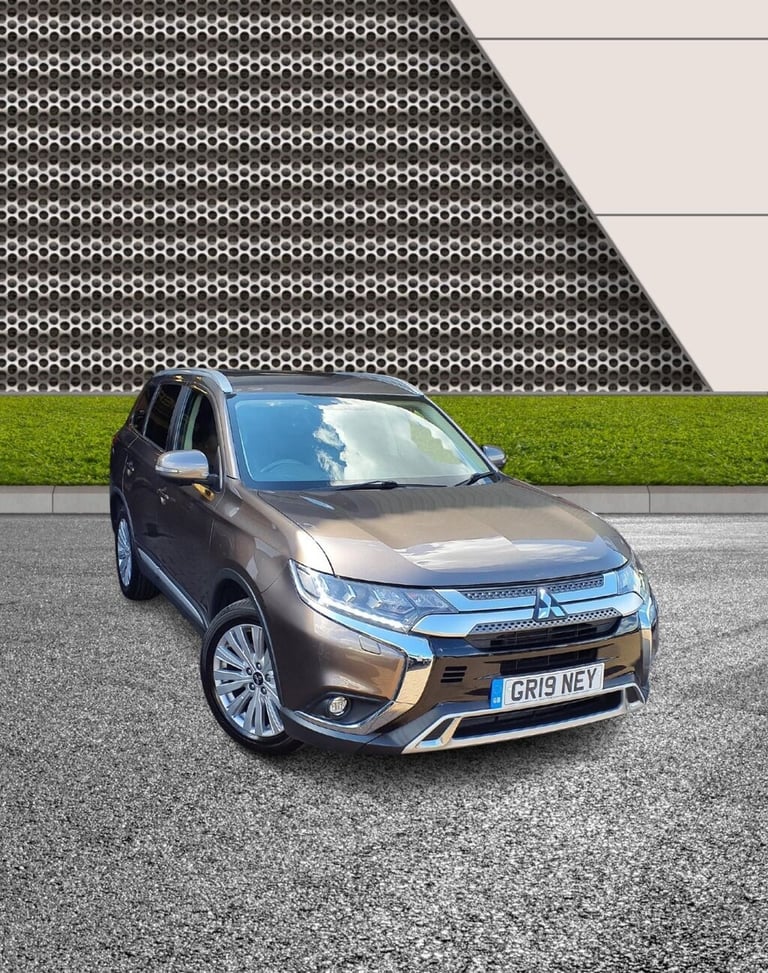 2019 19 MITSUBISHI OUTLANDER 2.0 MIVEC EXCEED SUV 5DR PETROL CVT 4WD EURO 6 (S/S
