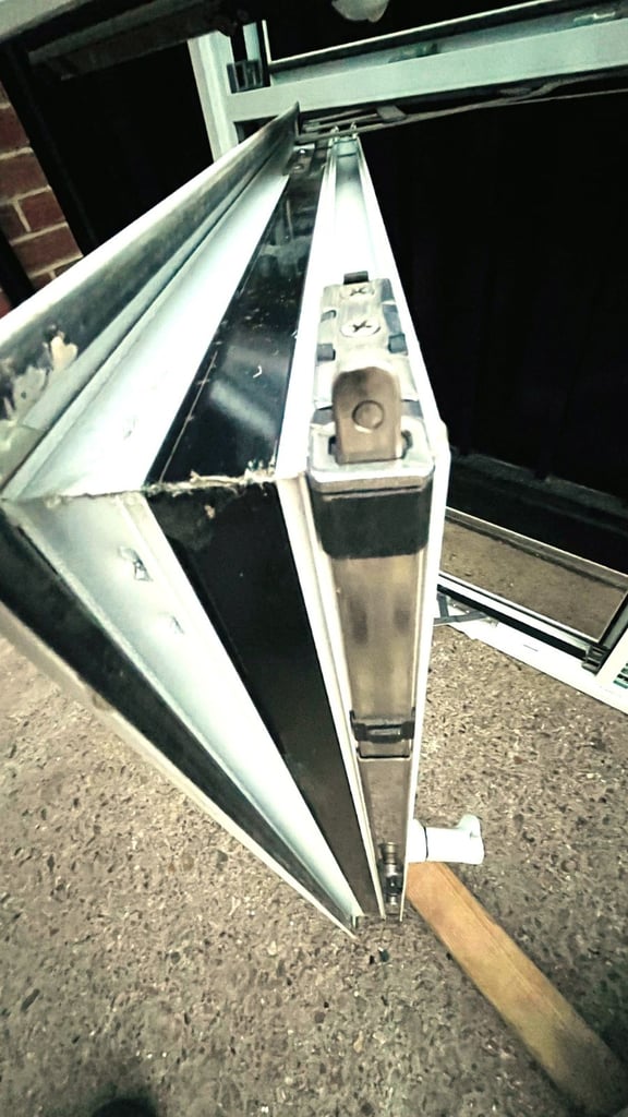 H 117 x W 123 cm - ex SHOWROOM ALUMINIUM DOUBLE GLAZED WINDOW BY ORIGIN - OBSCURE GLASS (REF: SK24)