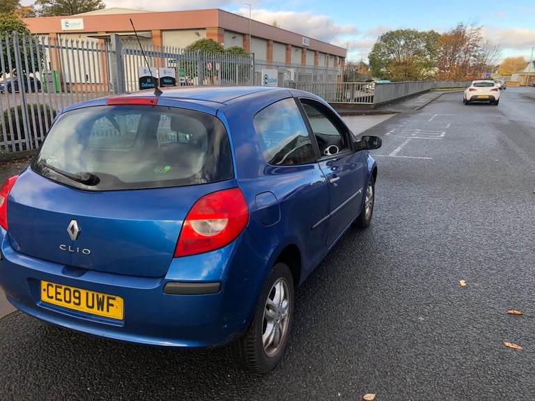 2009 Renault Clio 1.2 TCE Dynamique 3dr [AC] HATCHBACK Petrol Manual