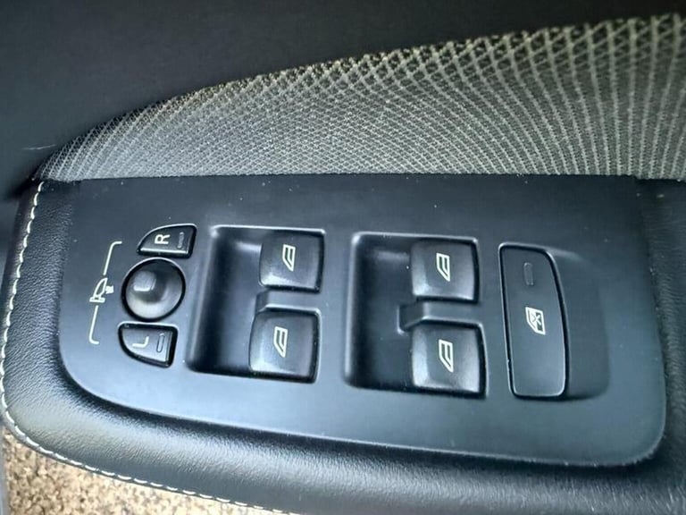 VOLVO S60 2.0 T5 R-Design Edition Auto Euro 6 (s/s) 4dr 2019