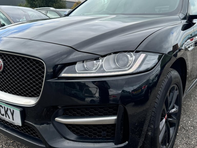 2019 Jaguar F-Pace 2.0d R-Sport 5dr Auto ESTATE DIESEL Automatic