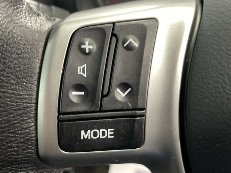 2013 Toyota Yaris 1.33 Dual VVT-i TR Hatchback 5dr Petrol Manual Euro 5 (101 ps) - AA INSPECT Hat...