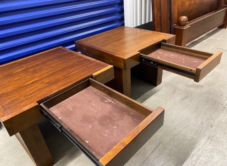 Willis and Gambier Super King Size Bed Frame & Bedsides