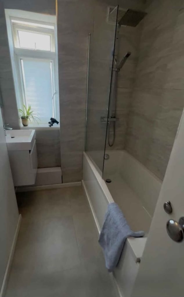 Single room available to rent All bills included 