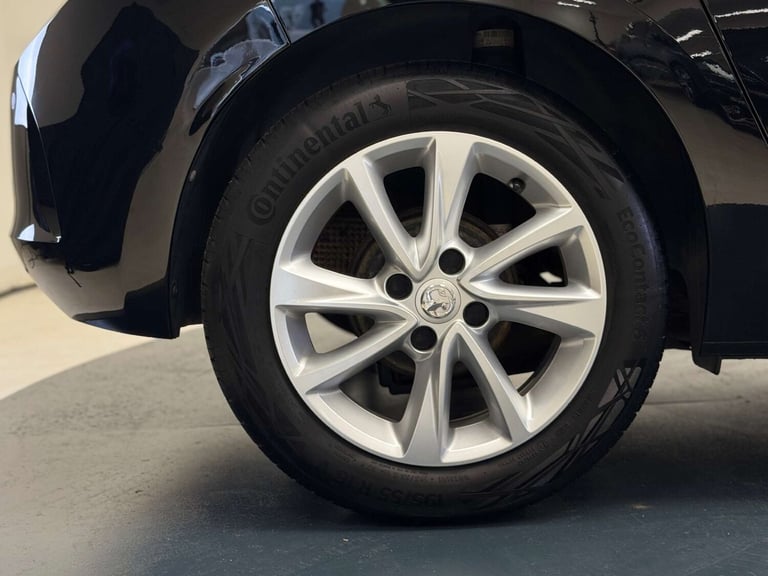 2019 Vauxhall Corsa 1.2 SE 5dr HATCHBACK PETROL Manual