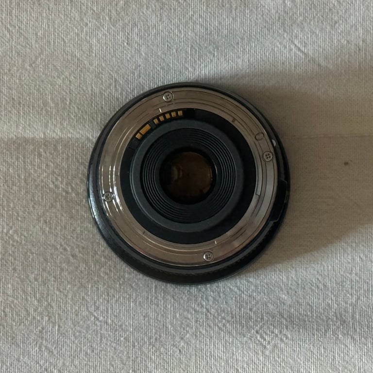 Canon Ultrasonic wide angle lens EF-S 10-22mm f/3.5-4.5 USM. 
