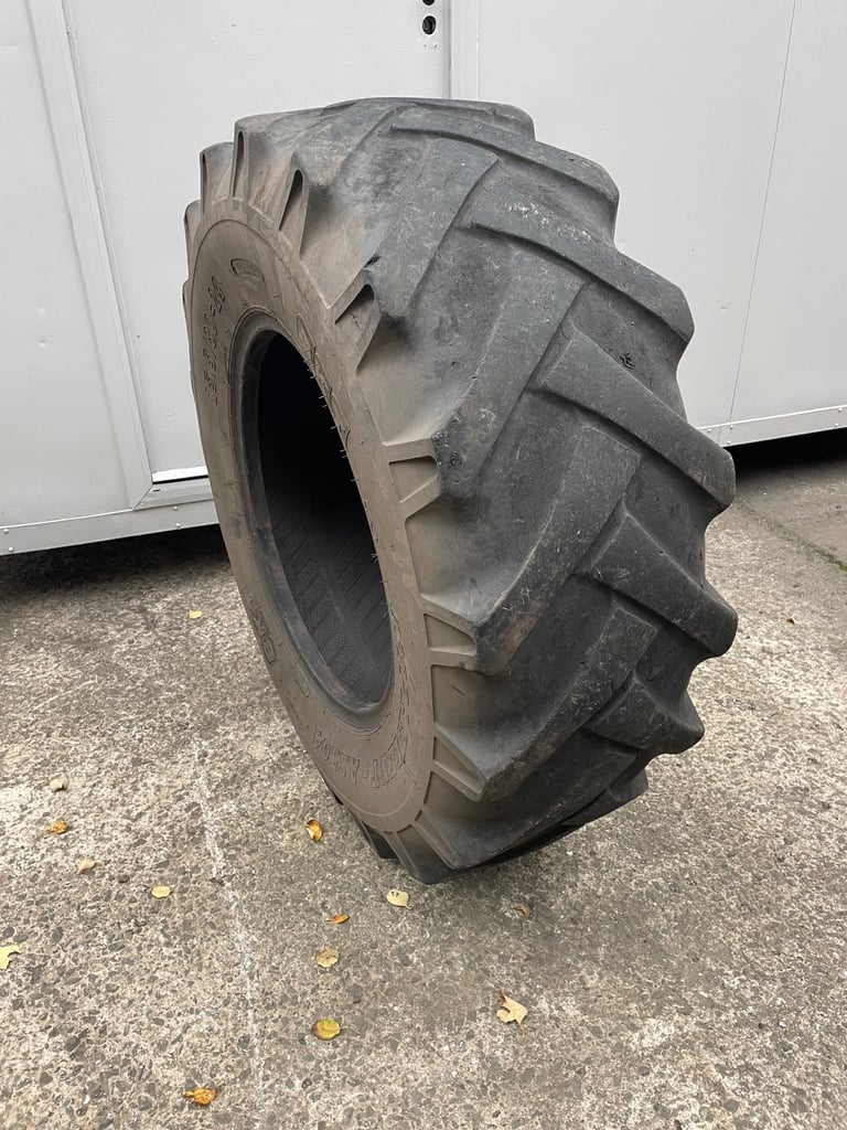 Telehandler Tyre 15.5/80-24