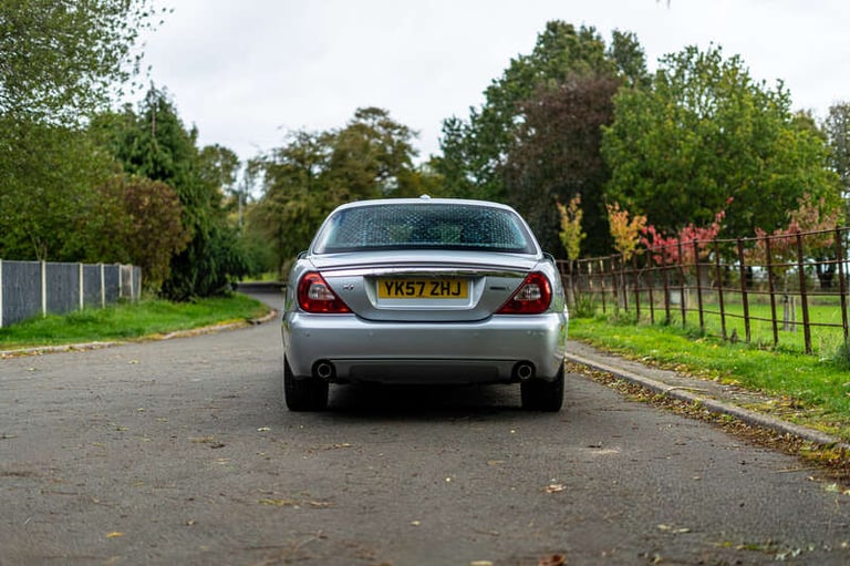 2007 Jaguar XJ XJ 2.7 TDVi Sovereign 4dr Auto SALOON DIESEL Automatic