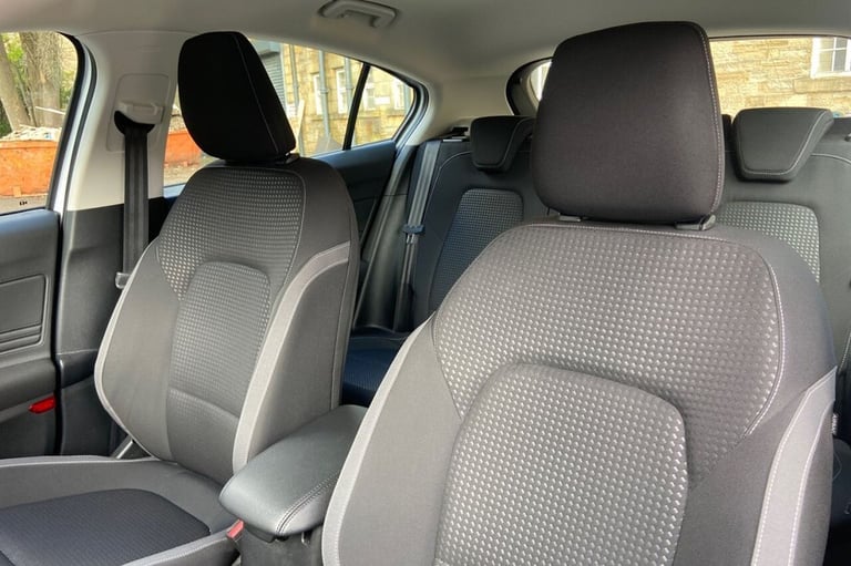 2020 20 FORD FOCUS 1.0T ECOBOOST ZETEC HATCHBACK 5DR PETROL MANUAL EURO 6 (S/S) 