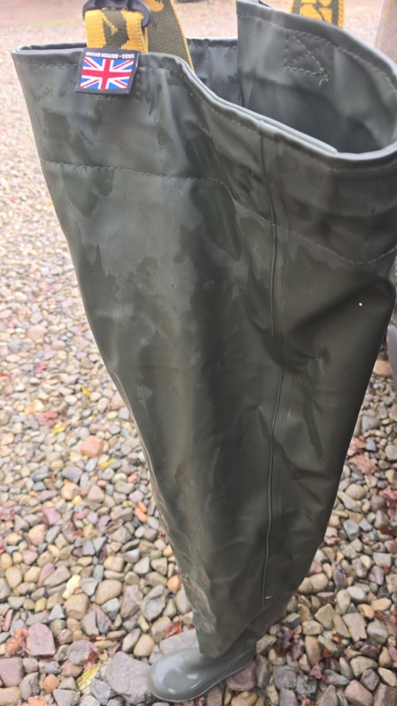  Vass-Tex 600 Junior Chest Wader  size 3