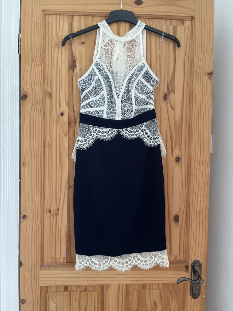 Ladies “Lipsy” Dress