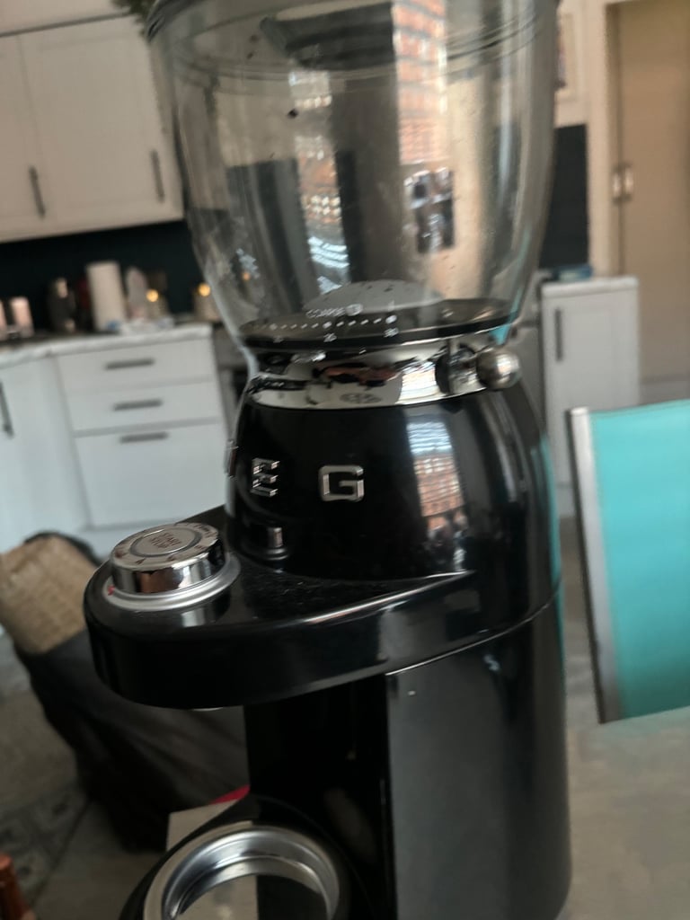Smeg coffee grinder
