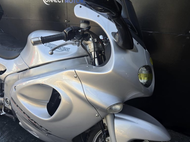 TRIUMPH SPRINT ST 955i TRADE SALE HPI CLEAR 