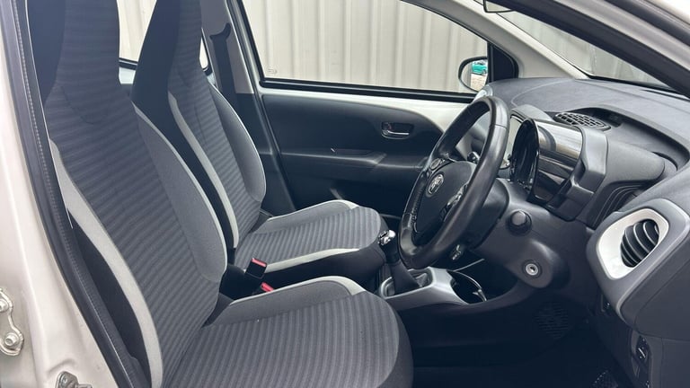 2019 Toyota AYGO 1.0 VVT-i x-play Hatchback 5dr Petrol Manual Euro 6 (71 ps) HATCHBACK Petrol Manual