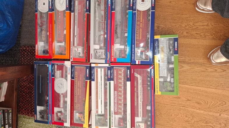 image for 13 Corgi Articulated lorries 