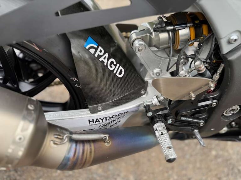  Kawasaki ZX-10RR NINJA Manual