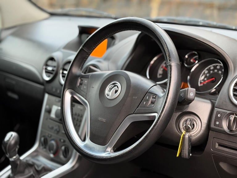 2015 Vauxhall Antara 2.2 CDTi Exclusiv 2WD Euro 5 (s/s) 5dr HATCHBACK Diesel Manual