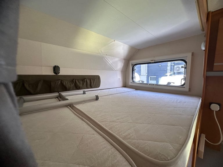 CI Carioca 656 6 berth family sized motorhome  DIESEL MANUAL 2009/58