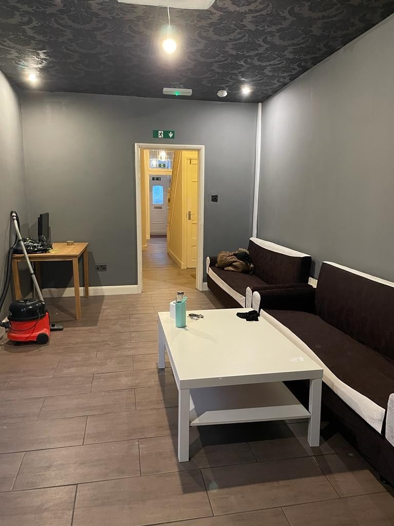 ***ROOM TO RENT***DOUBLE ROOM in CITY ROAD B16***ALL DSS ACCEPTED***